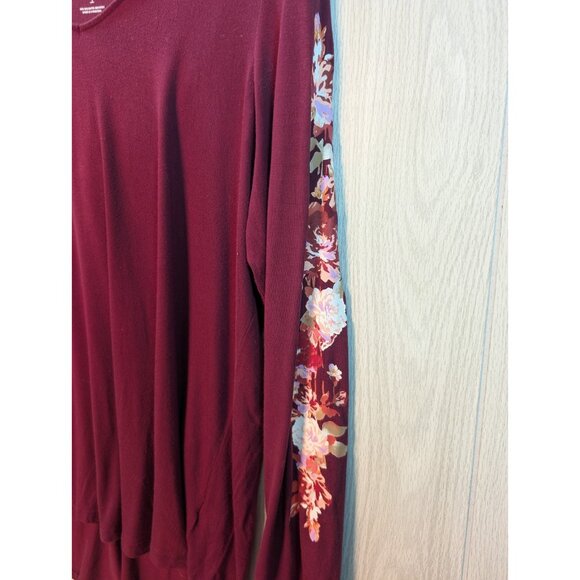 Torrid Super Soft Knits Burgundy Purple Hoodie Floral Accented Sleeves Plus Sz 1 - Picture 4 of 6